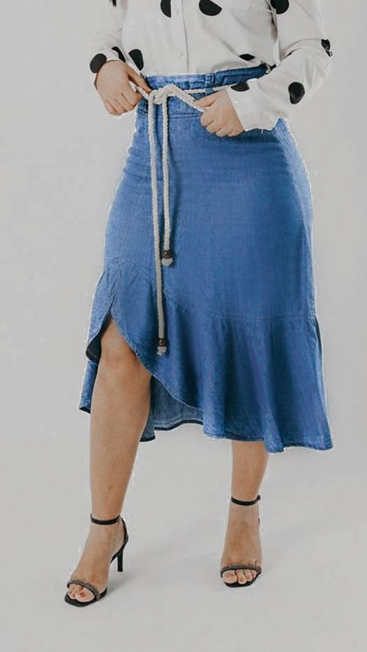 SAIA NO TENCEL FENDA LATERAL E BABADO NA BARRA DM